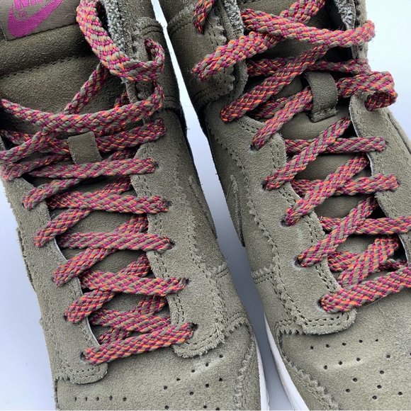 Nike Dunk Sky High Olive Green Suede Hidden Wedge Sneakers. Women’s Size 8. - Picture 5 of 10